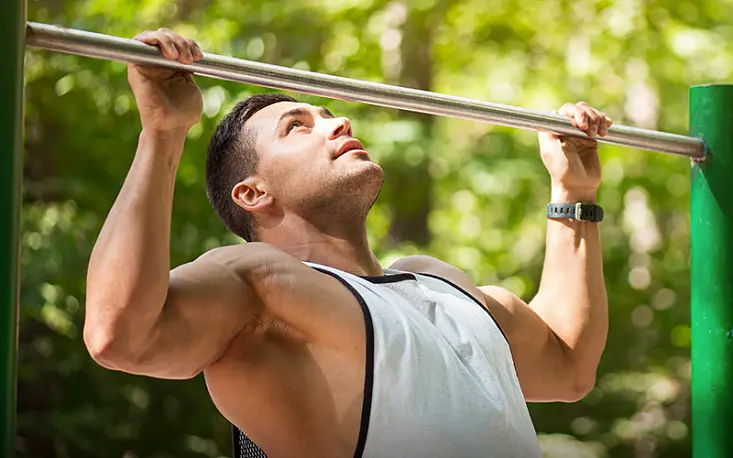 Как научиться подтягиваться на турнике